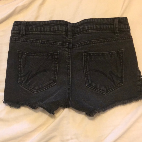 Shorts - Picture 2 of 2